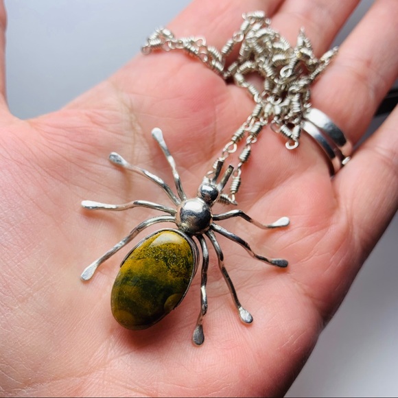 Sterling Silver Hand Forged Spider pendant + chain - Picture 8 of 10